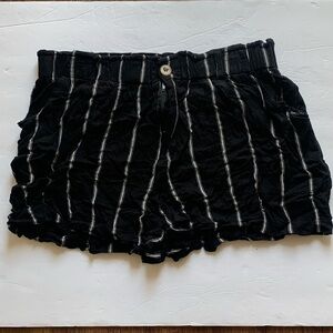 MIMI CHICA Striped Shorts High Waisted Size Large